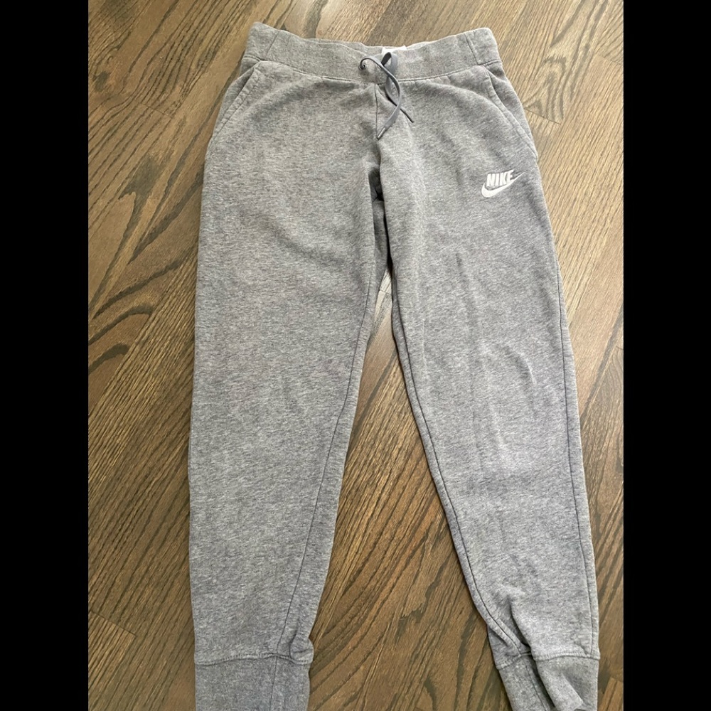 Gray Nike sweatpants